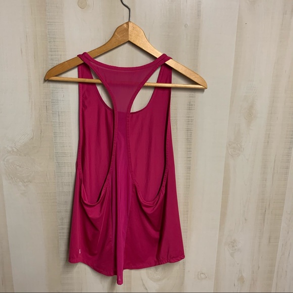 Fabletics Razor aback Slouchy Tank Size Large - Picture 6 of 7